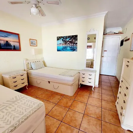 Apartman First Line Floor With Amazing Sea View Air Conditioned Just 50m From The Costa Adeje (Tenerife)
