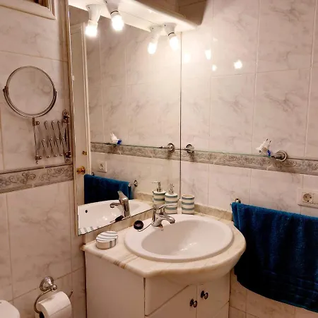 First Line Floor With Amazing Sea View Air Conditioned Just 50m From The Apartman