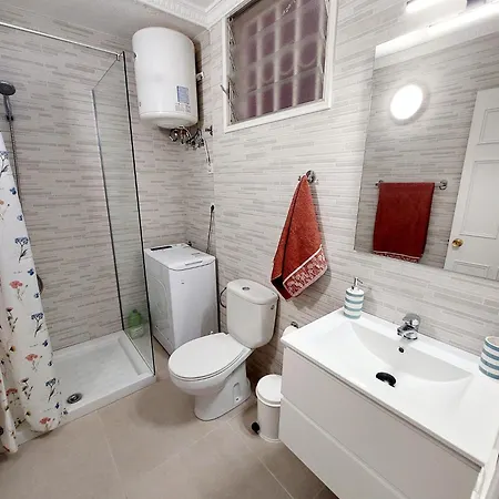 First Line Floor With Amazing Sea View Air Conditioned Just 50m From The 아파트 아데제