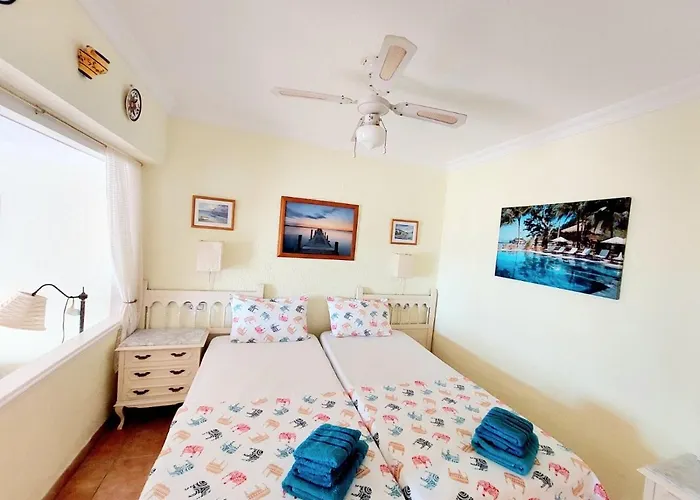 First Line Floor With Amazing Sea View Air Conditioned Just 50m From The *