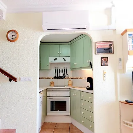 First Line Floor With Amazing Sea View Air Conditioned Just 50m From The Daire Costa Adeje